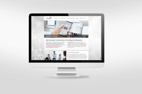 VOLTARIS-Website auf einem Monitor