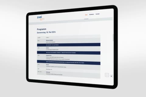 eSummit-Website auf einem Tablet: Programmübersicht des Kongresstags